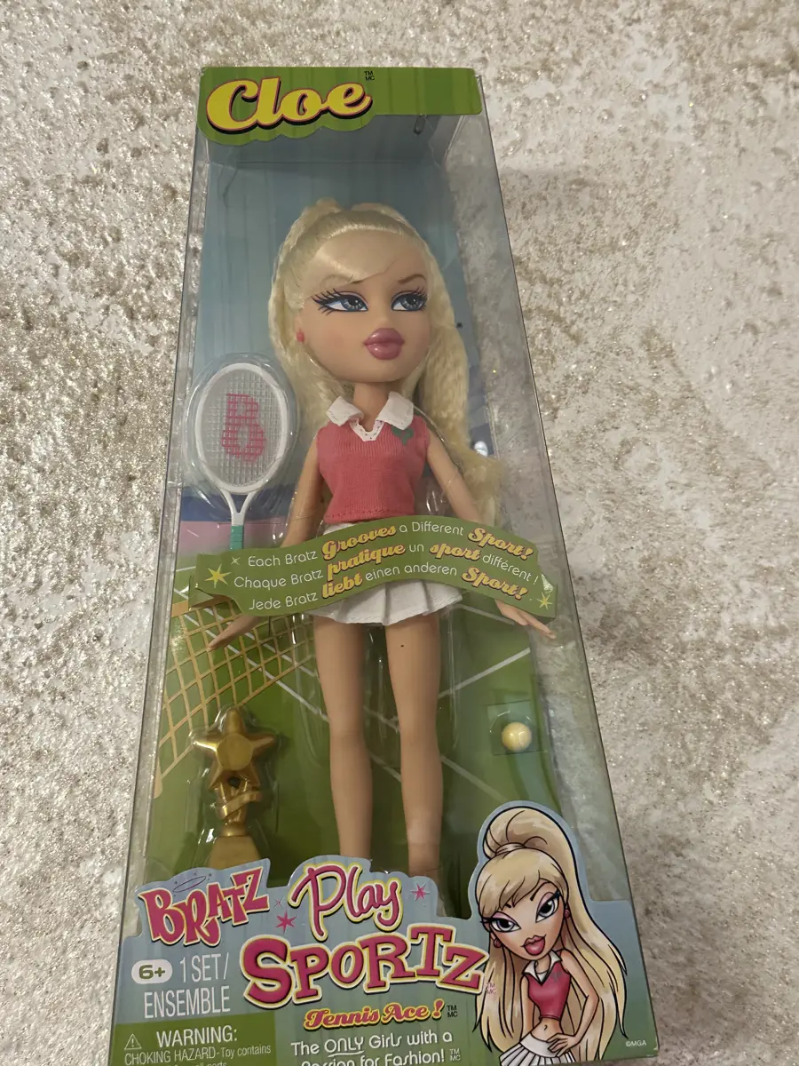 Cloe Bratz Play Sportz Tennis Ace
