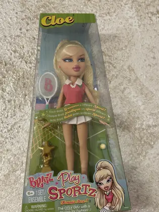 Cloe Bratz Play Sportz Tennis Ace